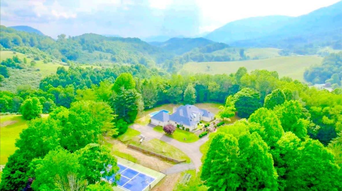 Gated Mansion - Basketball Court Movie Theater Views Villa Big Stone Gap Exterior foto